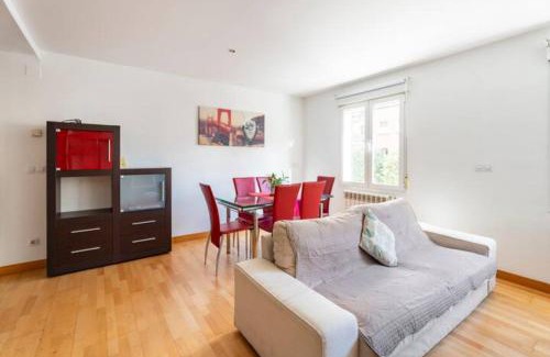 Milagrosa Apartment | MUI Pamplona