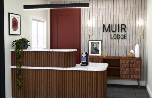 Martinez Hotel | Muir Lodge Motel
