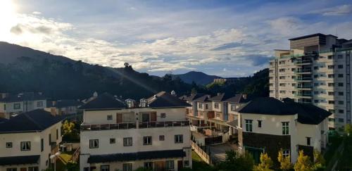 Tanah Rata Apartment | Muji Style brick themed Cameron Highland Homestay FREE Netflix