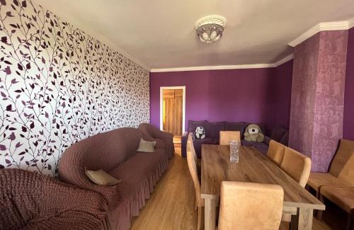 Mukhuri House | Mukhuri Center Guesthouse