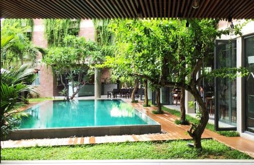 Cam Pho Hotel | Mulberry Collection Silk Eco