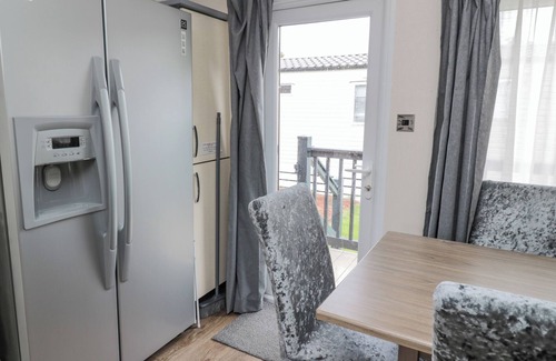 Morpeth Cottage | MULBERRY LODGE, pet friendly, country holiday cottage in Felton