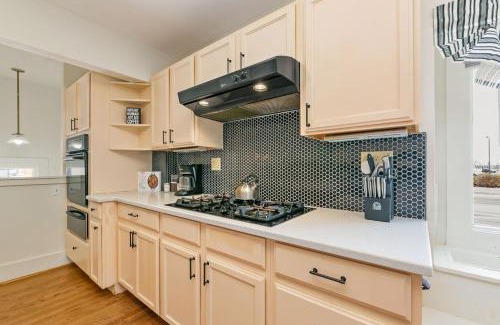 Fort Collins House | Mulberry Place - A Charming Cottage Near Old Town!
