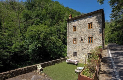 Pescia Villa | Mulino del Rossino In Pescia, Tuscany