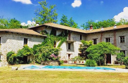 Levice Villa | Mulino Gorretta Langhe House with swimming pool