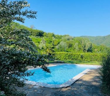 Levice Villa | Mulino Gorretta Langhe House with swimming pool