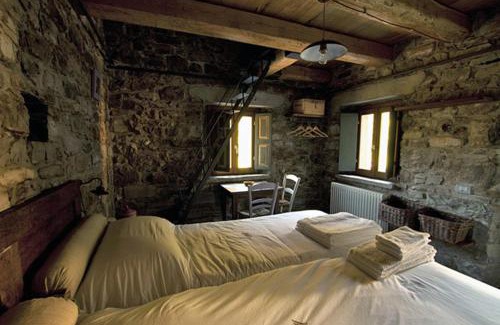 Zeri Bed & Breakfast | Mulino Marghen - Restored WaterMill - Accomodation and Retreat Center