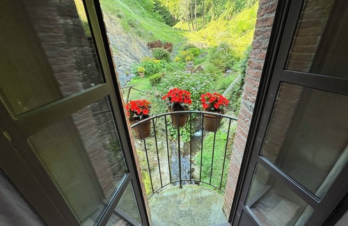 Capannori House | Mulino Torrigiani Valentina Apartment - Sleep to the sound of the brook!