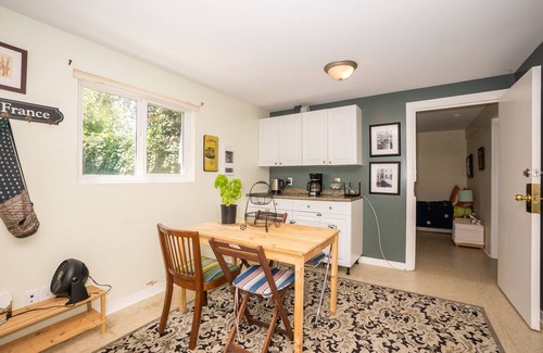 Trent Hills Resort | Multi-Family Private Resort (Pool, Gardens, Swings, 3-Full Homes) *Sleeps 30*