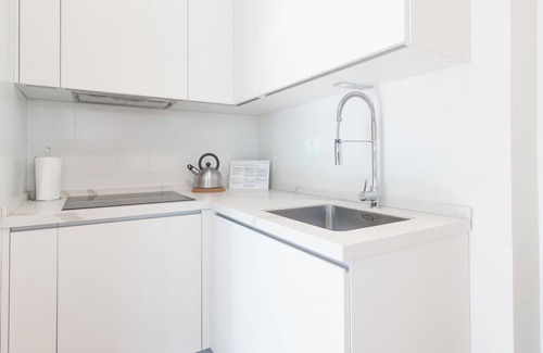 Finale Ligure Apartment | Multi-level apartment with A/C, Wi-Fi, swimming pool, terrace and parking