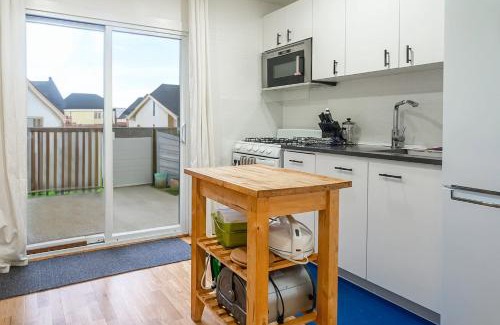Christie Pits House | Multi-level Townhome Close to Christie Pits Park