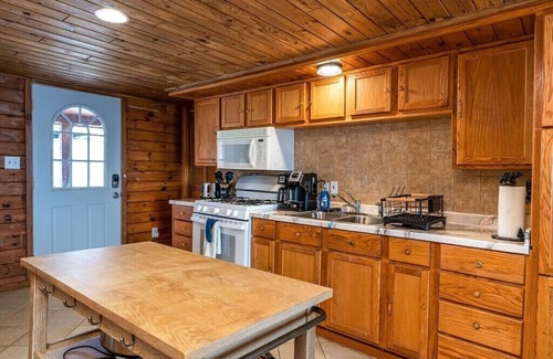 Mayfield House | Multi-unit with lake access and stunning views