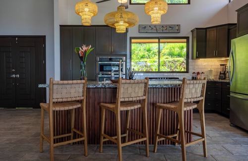 Ballena House | Multifamily home w/pool, wifi, wildlife, oceanview/Whales Tail, near beach/towns