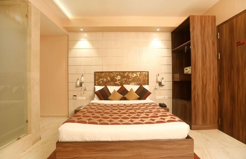 Sakinaka Hotel | Mumbai Metro - The Executive Hotel