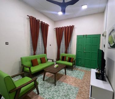 Dungun House | Mumtaz Beach Homestay