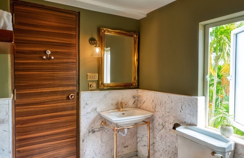 Port Blair Resort | Munjoh Island House Suites and Spa