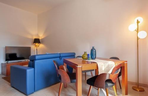 Longa Apartment | MURANO Place - CALCEDONIO & Courtyard