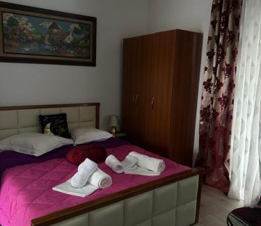 Gjirokaster House | Murgana Guesthouse