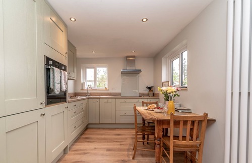 Garndolbenmaen Other | Muriau-Bach | A Cosy Farm Retreat for Two