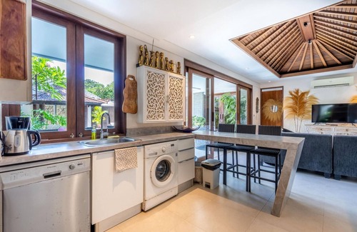 Sanur Villa | Murni Kejora - Beachfront Estate Sanur