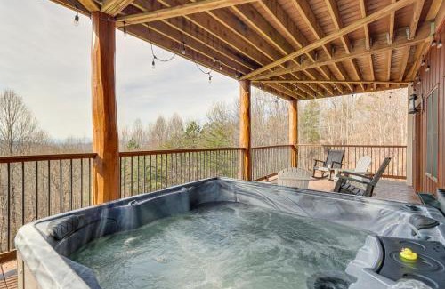 Murphy House | Murphy Cabin with Fire Pit and Mountain Views!