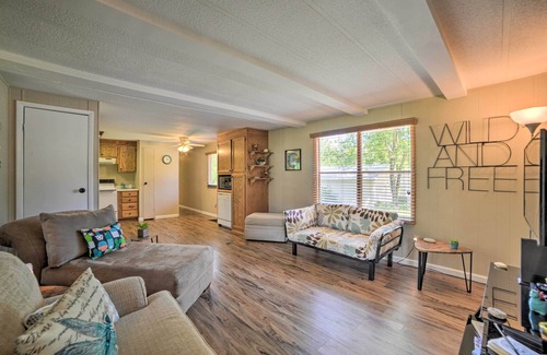 Murray Cabin | Murray Getaway w/Deck: Near Fishing & Boating!
