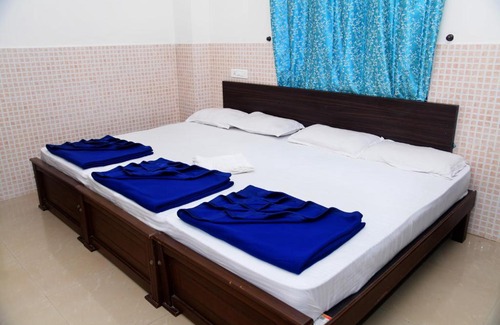 Gudalur Hotel | Muruz Stay Inn