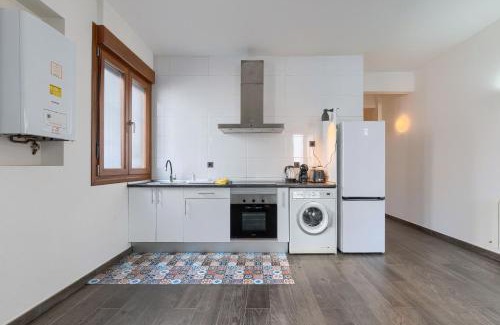 Uribarri Apartment | Museo Funicular City Center by Next Stop Bilbao