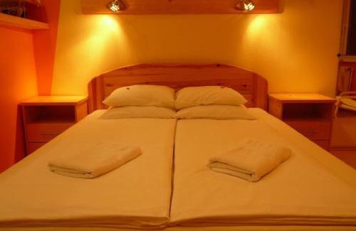 Inner City Budapest Apartment | Museum View Apartment