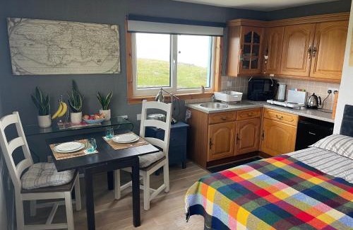 Homore Apartment | Music of the Sea- Isle of South Uist, HS8 5RF