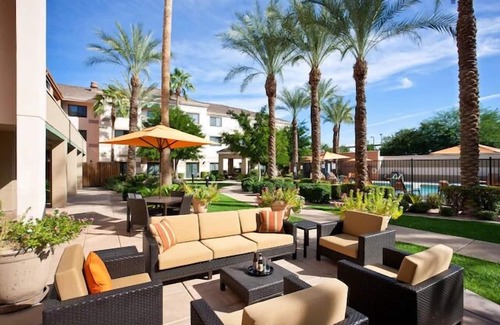 Chandler Apartment | Musical Instrument Museum Tour!Courtyard View Unit! w/Outdoor Pool & Sun Terrace