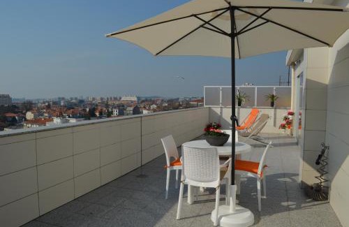 Cedofeita Apartment | Musical View