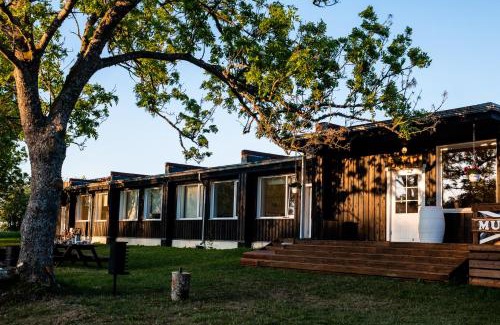 Abruka Apartment | Must Pärl Abrukas