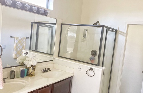 Las Sendas House | *Must See* Upscale & Fun - Private Home in Family Friendly Area