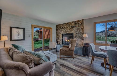 Clark House | Mustang