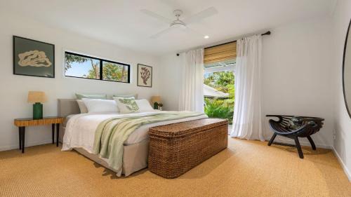 Bangalow House | Mustique - 3 BR Caribbean-inspired village retreat