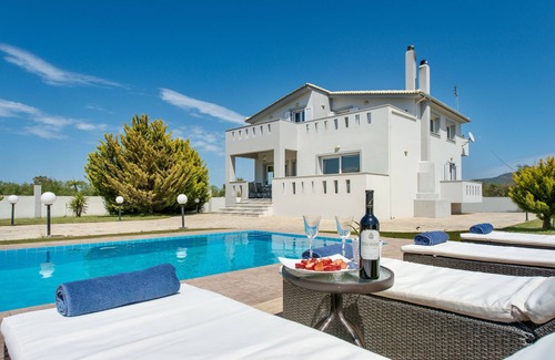 Agrilia Villa | Muthee Luxurious Private Villa