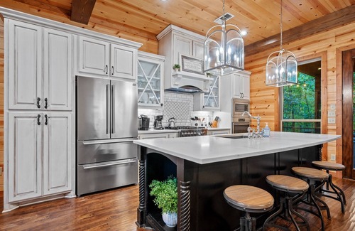 Broken Bow Cabin | Muti Level Deck| Playset, Game Room, Creek