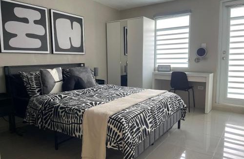 Sabana Abajo Apartment | MV Hideaway- 5 mins from airport
