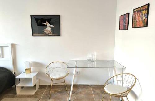 Studentski Grad Apartment | My Campus Studios, free parking, self-check in