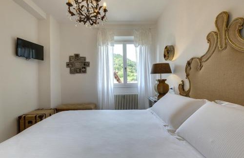 Palazzuolo sul Senio Villa | My Exclusive Italy - Entire Hilltop Villa with Private Pool