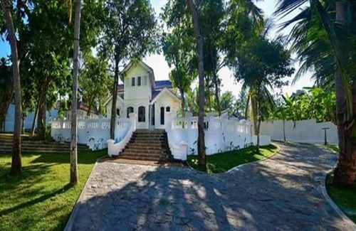 Hikkaduwa Villa | My Property is a Colonial stile Newly renovated Luxury bungalow