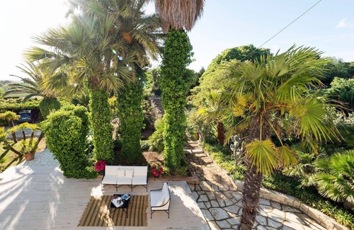 Salemi Villa | My Rental Homes - Green Villa immersed into a Mediterranean garden with heated pool