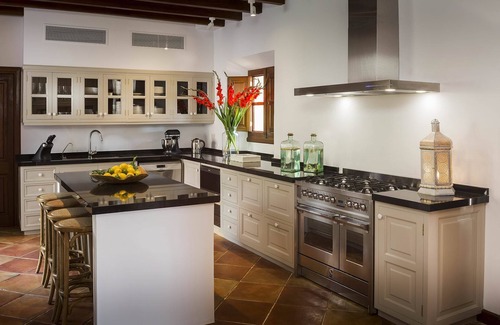 Banyalbufar Villa | My Rental Homes | Villa Mallorca with heated pool and garden