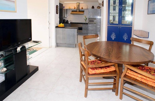 San Antonio Bay Villa | My Rental Homes - Villa Amelia with pool air conditioning and wifi