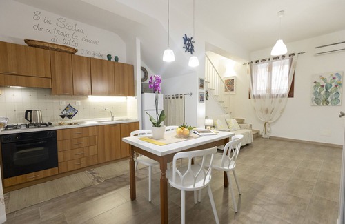 Salemi House | My Sicily Home - House with garden