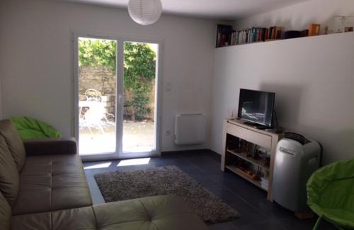 Lunel House | My Suit Home