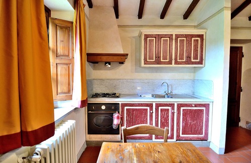Vicchio House | My tuscan apartment- panoramic villa with pool in the Florentine countryside!