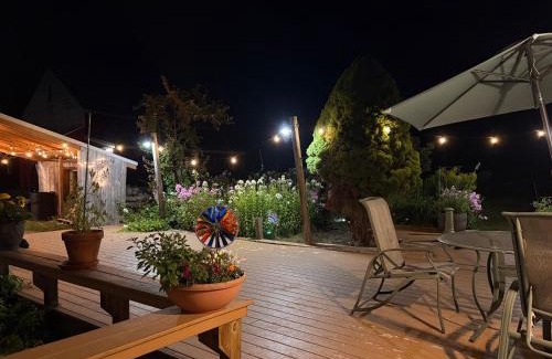 Oakland Bed & Breakfast | My Valhalla Farm-Room Rentals