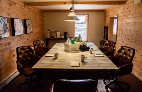 North Frontenac Cottage | Myers Cave Resort